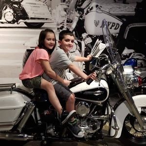 Meet your Posher, Stella